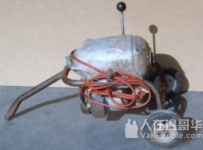 专业通渠，先进通渠机械，精通厨房浴缸马桶，不通不收费，收费合理，政府牌照