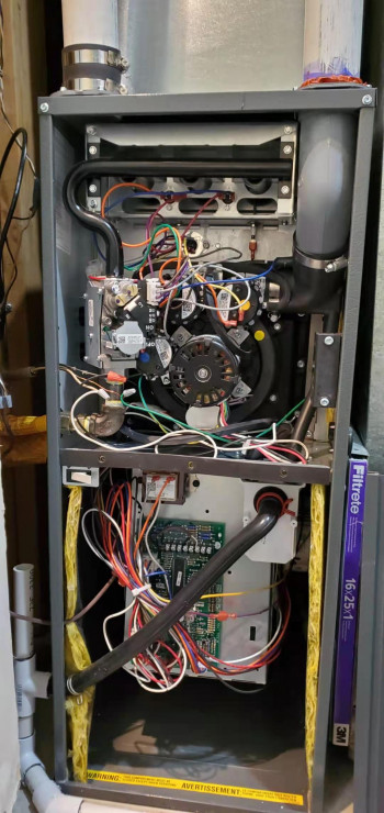 威亚水暖通渠公司 持证水工 十年以上商业及民用住宅专业经验 品质保证