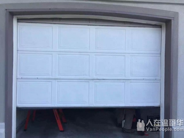专业维修及安装车库门(车房门),电动院子大门(电匣门) 