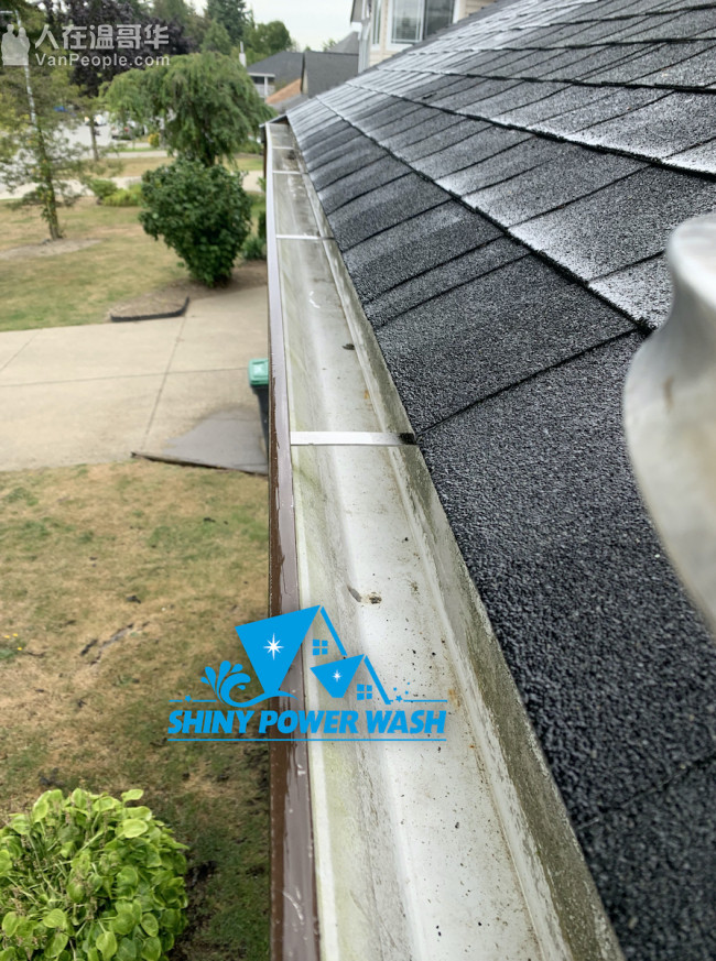 专业屋顶清洗/除青苔/三年质保，外墙与地面清洗，专业设备，保险齐全，Shiny Power Wash