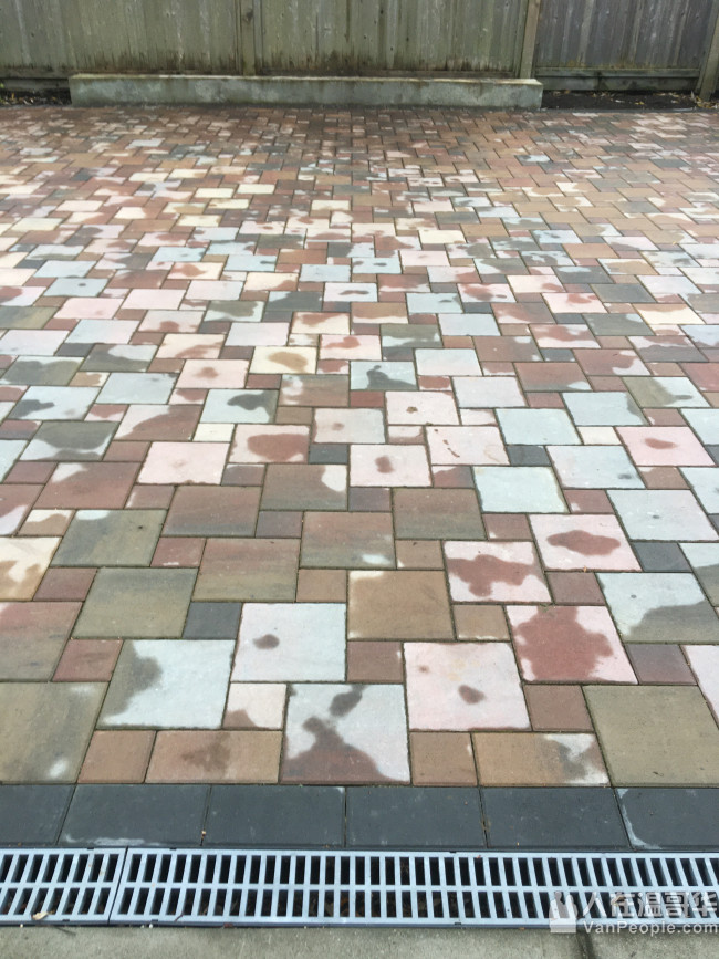 多年的专业庭园设计施工经验，服务包括铺地砖、砌挡土墙围墙、  建deck和上盖、筑沥青路和水泥路等