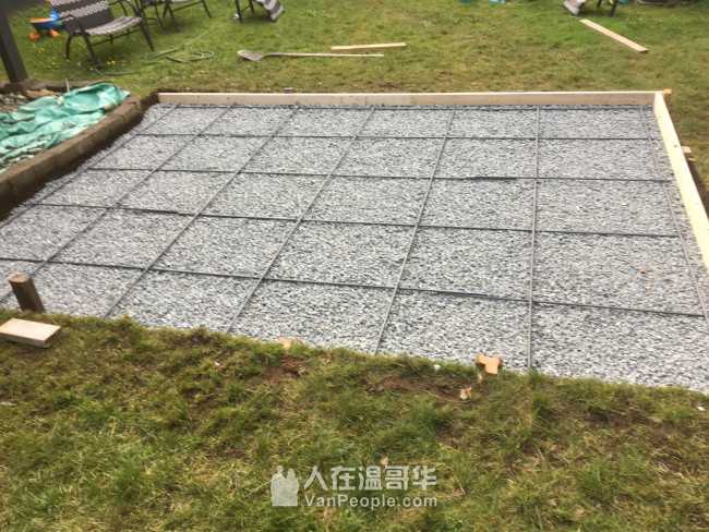 多年的专业庭园设计施工经验，服务包括铺地砖、砌挡土墙围墙、  建deck和上盖、筑沥青路和水泥路等