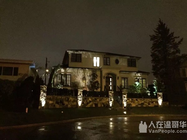 大温地区专业自动洒水系统庭院灯光公司，政府牌照，12年经验，大温地区专业花园自动洒水公司。花园洒水系