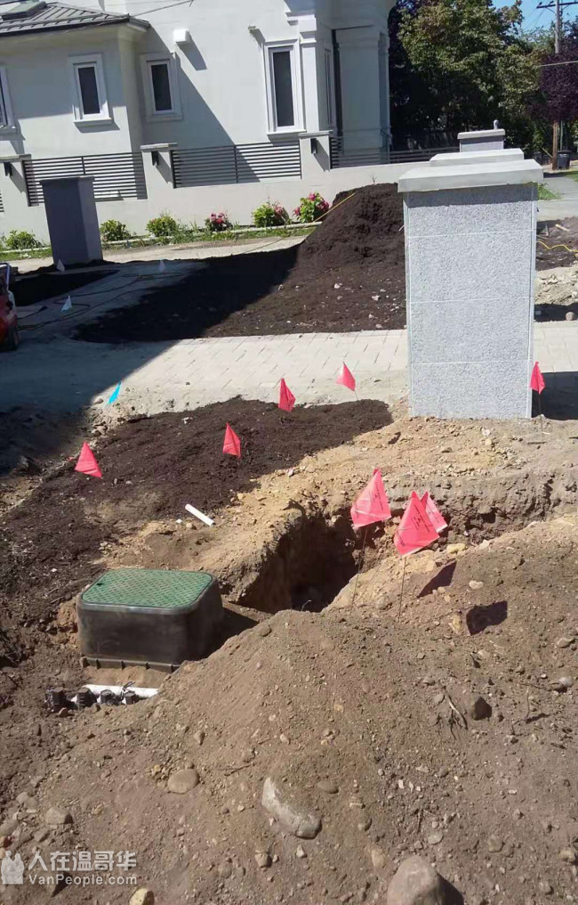 艺石园林：政府注册，具有商业保险，专业景观设计，提供彩色效果图，工程取费低，保证工程符合政府验收标准