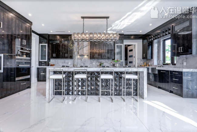 【鸿基建筑】-持牌建商， 承接新屋，商业装修，旧房翻新，地产开发，价格与质量保证。