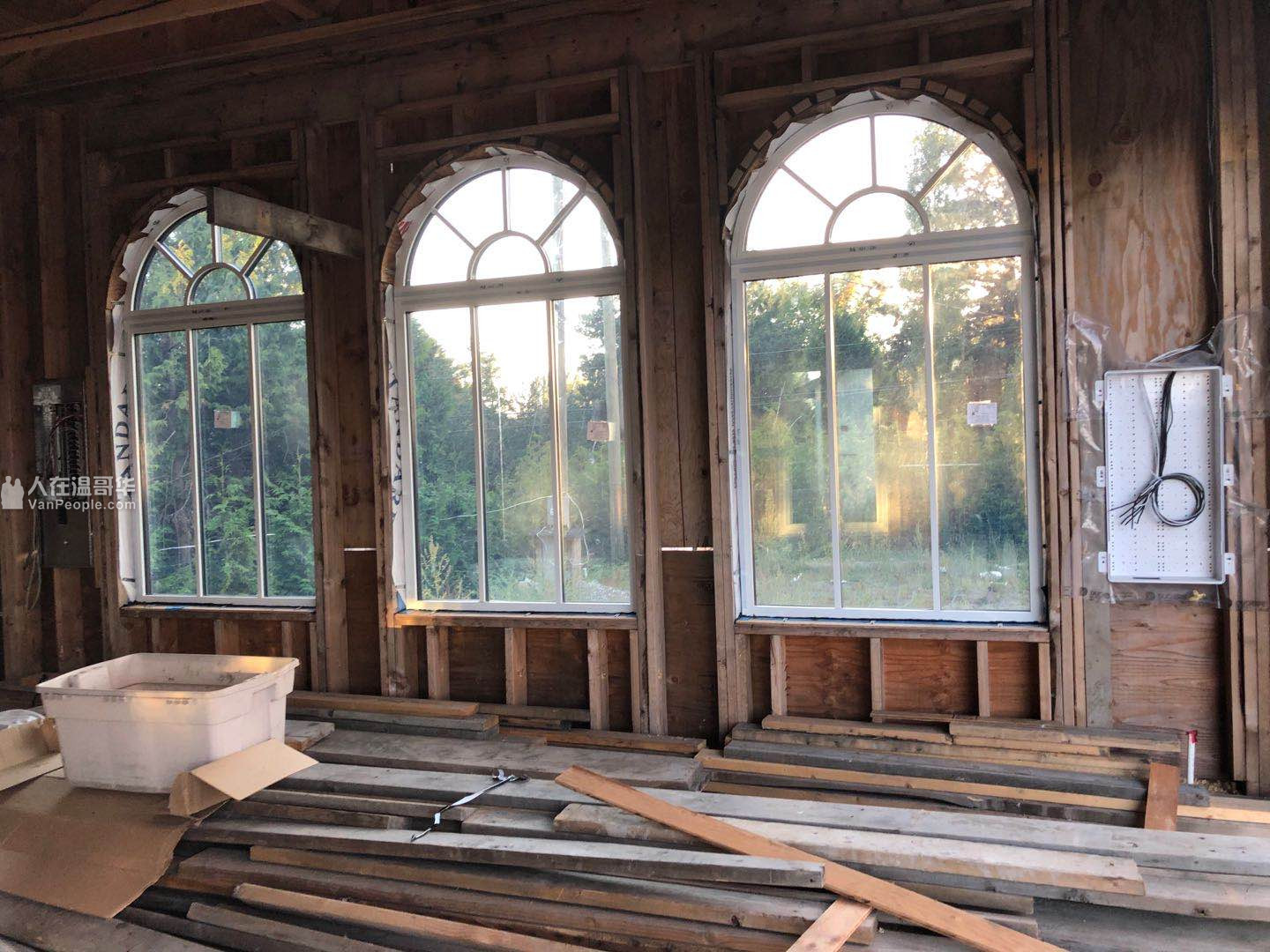 专业断桥铝合金门窗公司，通过加拿大CSA认证，承接新旧屋门窗定制及安装。新旧屋改造油漆地板。