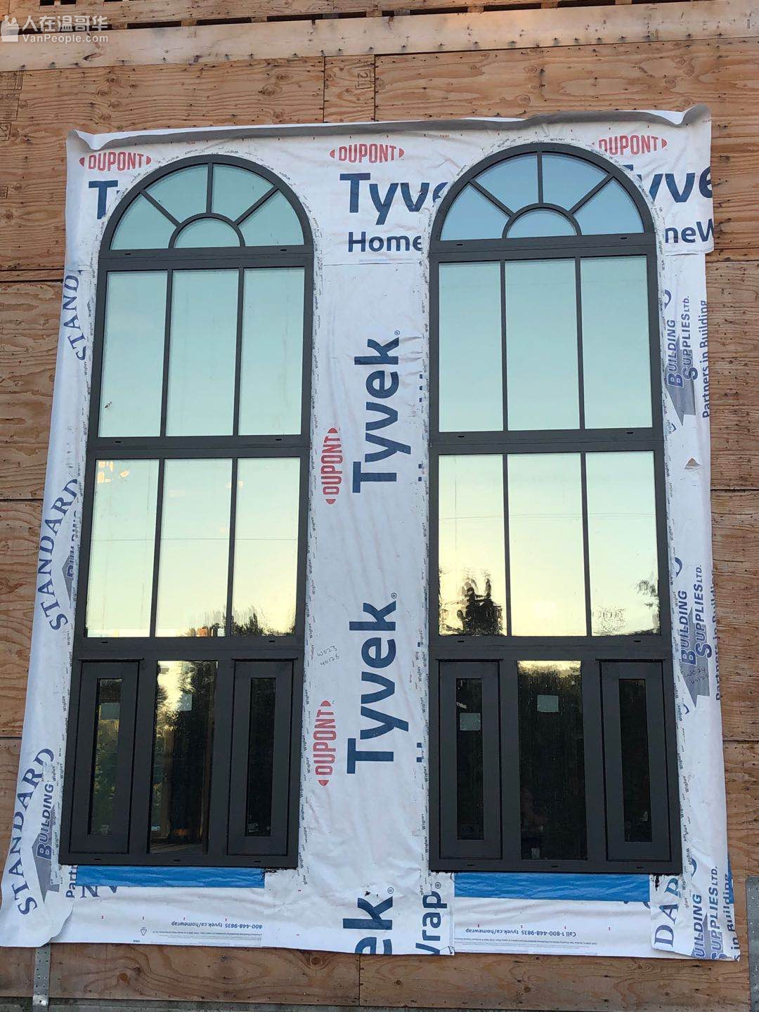 专业断桥铝合金门窗公司，通过加拿大CSA认证，承接新旧屋门窗定制及安装。新旧屋改造油漆地板。