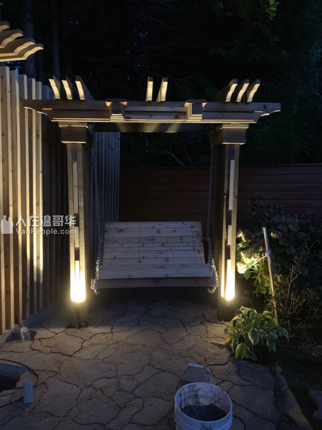 红太阳装修工程公司 浴室 厨房 Vinyl露台 更换  内外油漆 地板瓷砖 