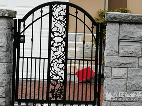 祥诚铝铁工程 精造各式花园围栏、楼梯扶手、露台栏杆、防盗窗花门闸等