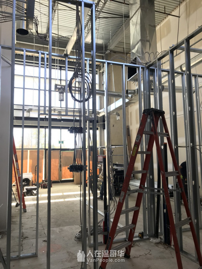 德安装修（专业团队，精益求精，经验丰富，商业住宅，优质服务，从设计到完工）