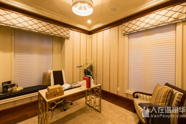 温哥华森然窗饰专业订做布艺窗帘百叶窗卷帘防蚊纱窗纱门