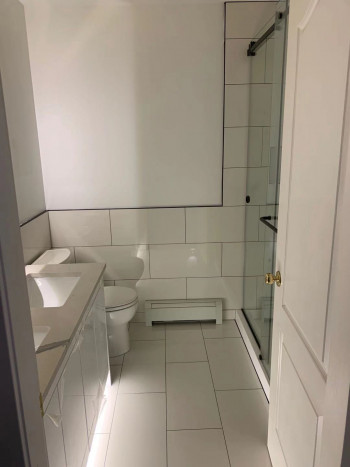 红太阳装修工程公司 浴室 厨房 Vinyl露台 更换  内外油漆 地板瓷砖 