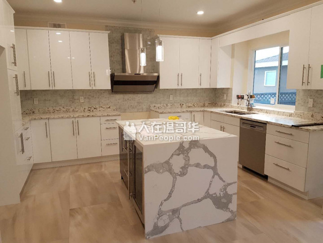 星辰装修公司，住宅/商业装修， 翻新， 室内外油漆， 厨房/卫浴/地下室改造。免费估价。