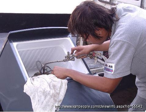 阿炯家具服务：修碎骨机，修马桶，通渠，水电， 屋顶漏水，水槽清洁， 高压水枪冲洗，水暖地热，车库