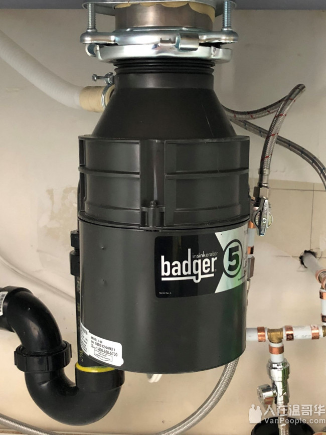 专业持牌水电 通渠维修服务 通渠有保证 不通不收费。各种水电紧急维修抢修 价格公道 信誉服务