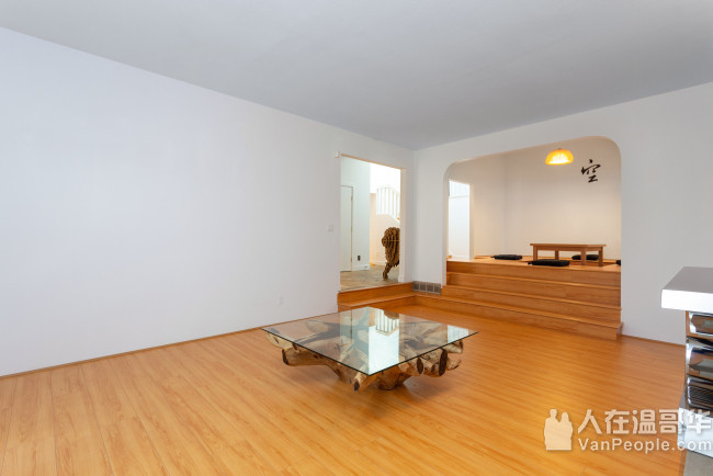 列治文中心地带House出租 长短租均可。日式现代设计风格 环境舒适优雅