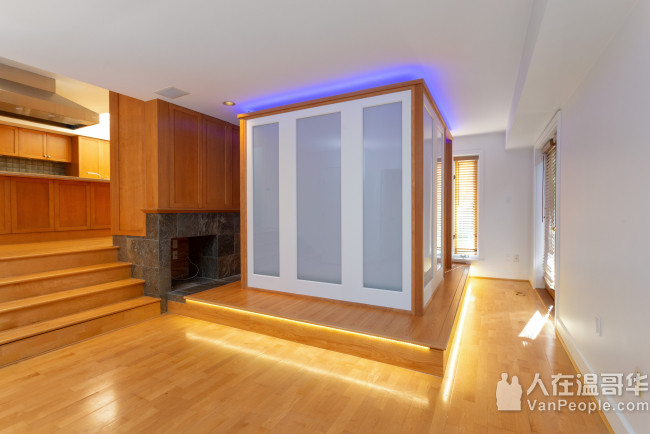 列治文中心地带House出租 长短租均可。日式现代设计风格 环境舒适优雅