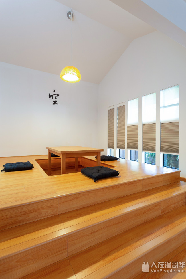 列治文中心地带House出租 长短租均可。日式现代设计风格 环境舒适优雅