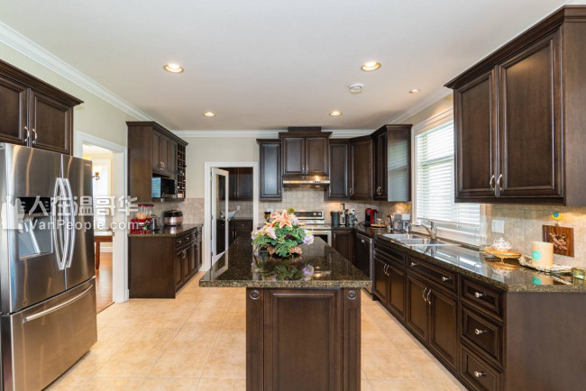 列治文枫叶旅馆 豪华主人套房 豪华套房招租，欢迎长/短租