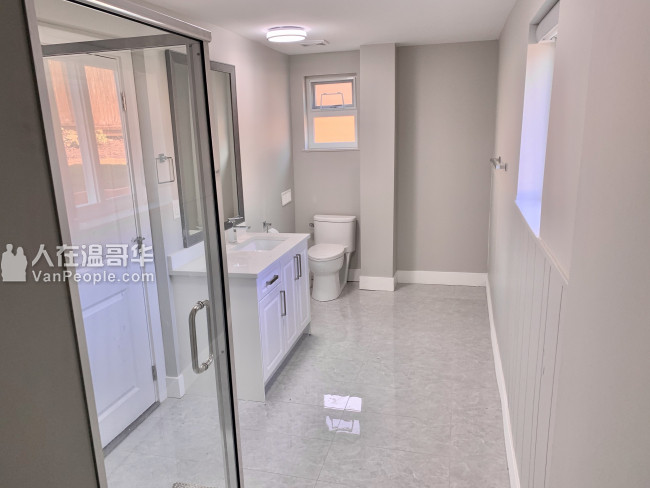 日租$35大优惠起，多个地点各种房型，政府牌照安全卫生市中心，可煮食机场接送 