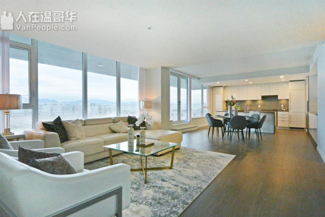 列治文/温哥华豪宅、多套豪华公寓，长短期分租整租，拎包入住，位于市中心