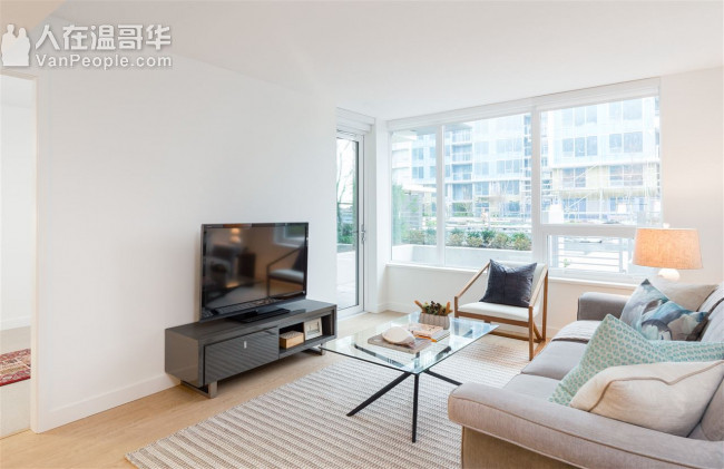 列治文/温哥华豪宅、多套豪华公寓，长短期分租整租，拎包入住，位于市中心