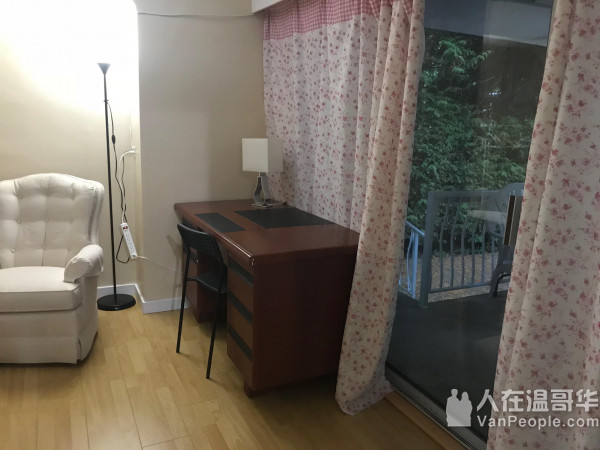 温哥华燕京家庭旅馆，温哥华市中心，出门公车商店天车站，长短租,豪宅旅馆30元起 ,大小新车.机场接送