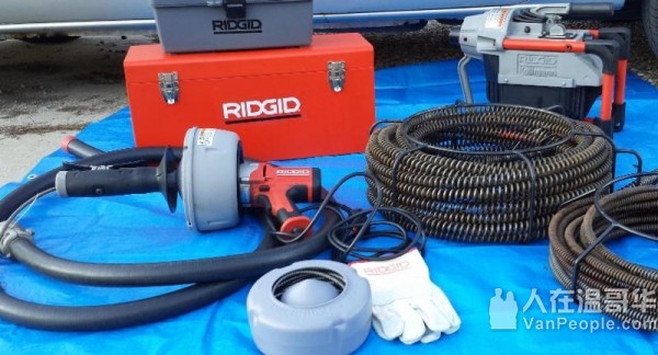 专业通渠，先进通渠机械，精通厨房浴缸马桶，不通不收费，收费合理，政府牌照