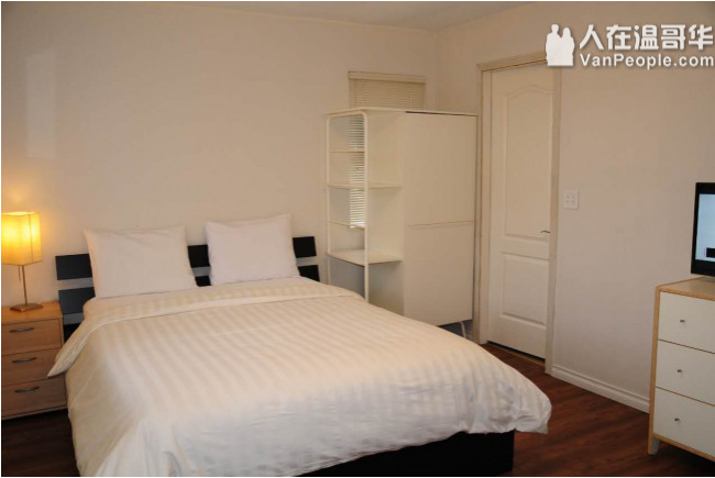 温哥华乐居家庭住宿 - 列治文市中心高档别墅区，长租每人每晚$30元起